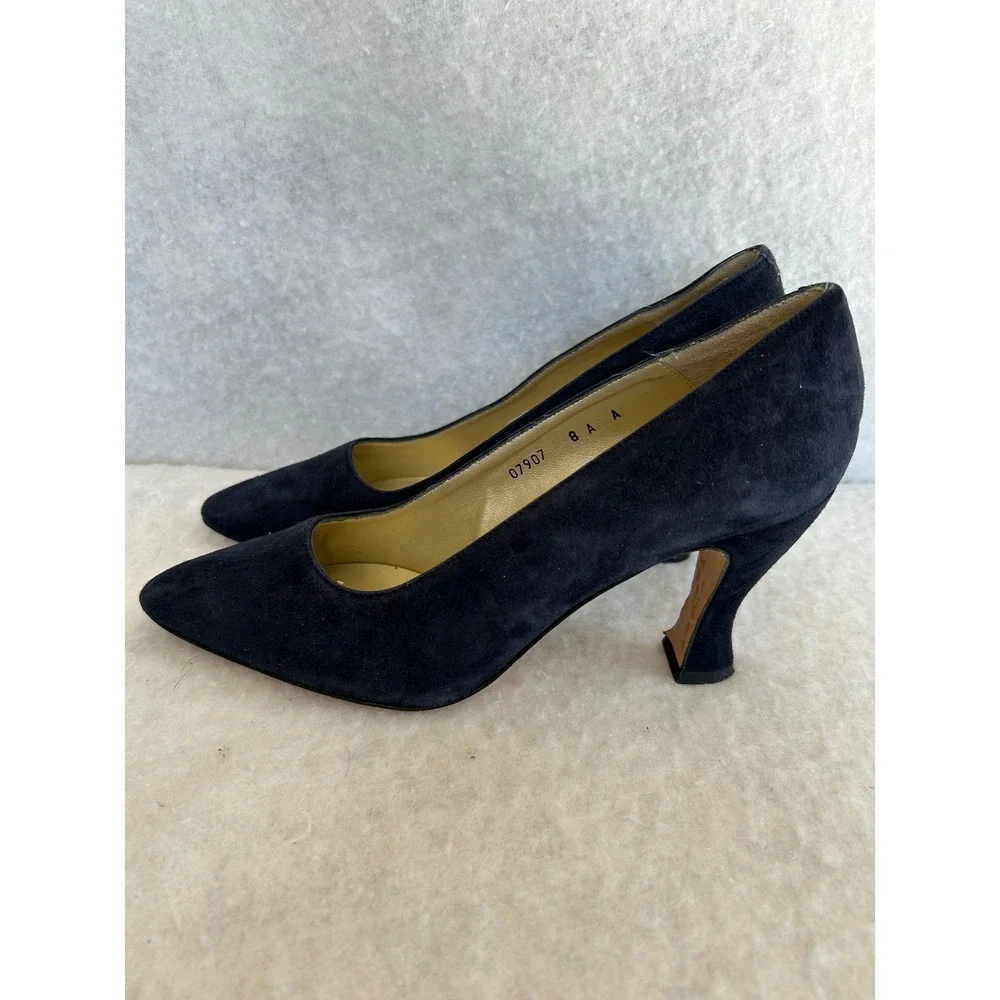 Kenneth Cole New York Vintage Black Suede Pointed Toe Heels Pumps 8 AA